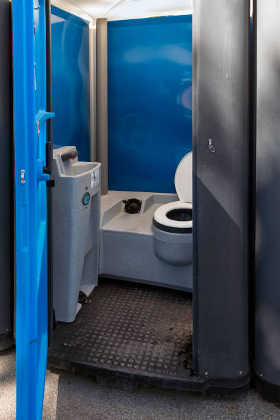 Best Portable toilet rental cost  in Ayden, NC