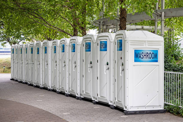 Best Portable restroom trailer rental  in Ayden, NC